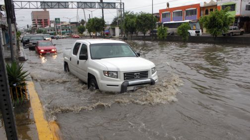 Desaparecen 7 casas por intensas lluvias en Tijuana